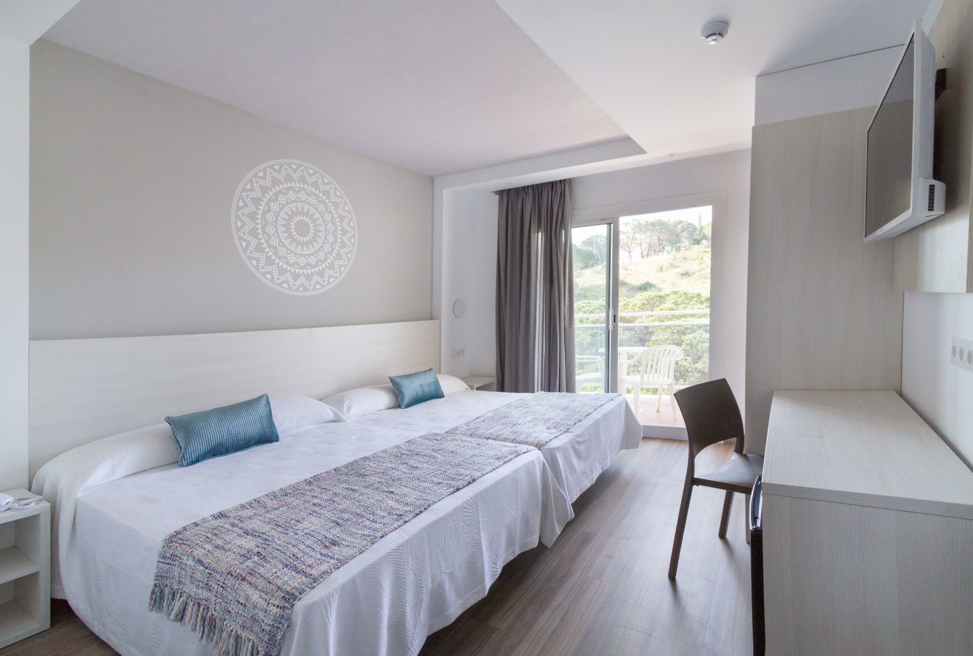 Hotel Oasis Park Splash in Calella günstig buchen bei PP Busreisen