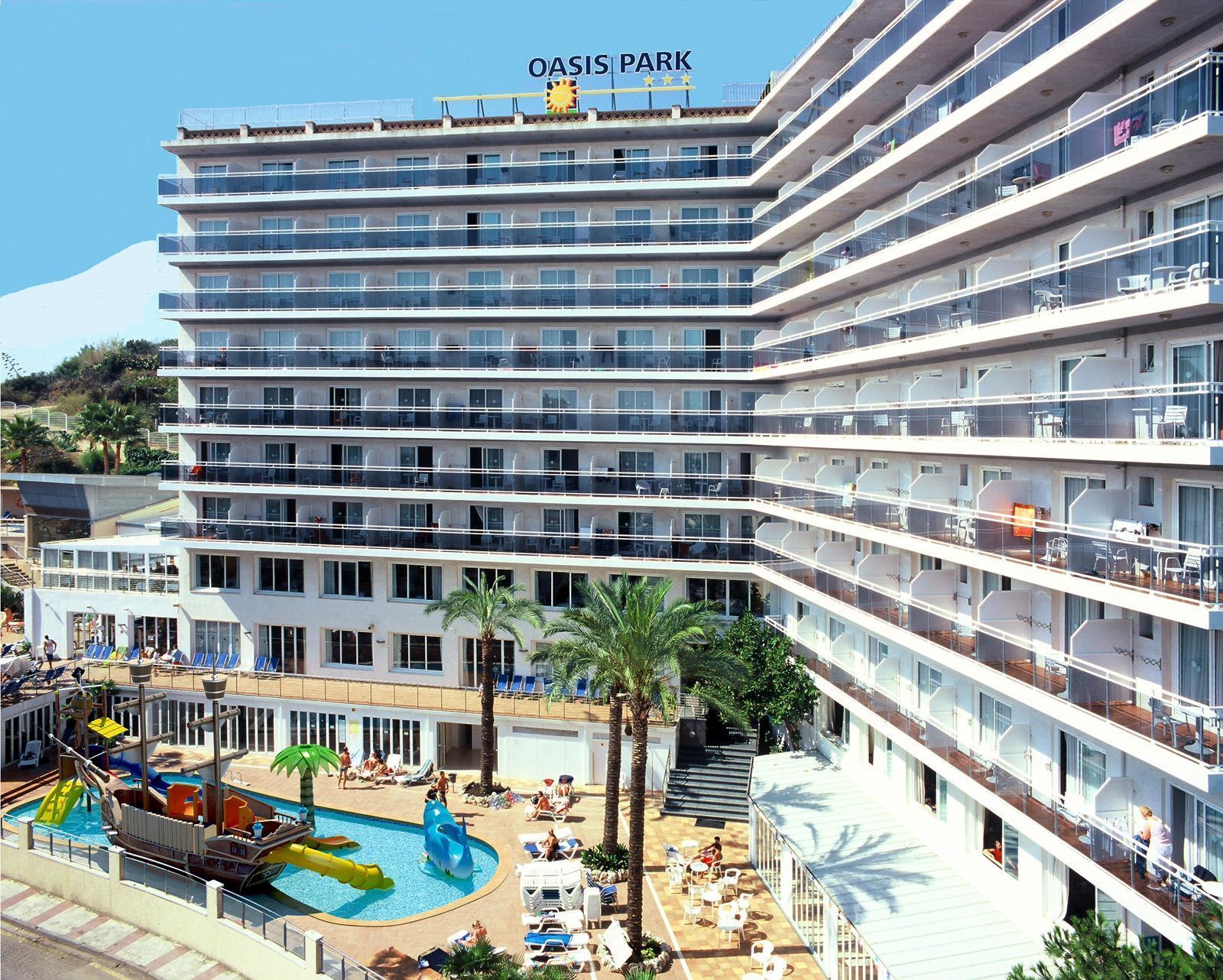 Hotel Oasis Park Splash in Calella günstig buchen bei PP Busreisen