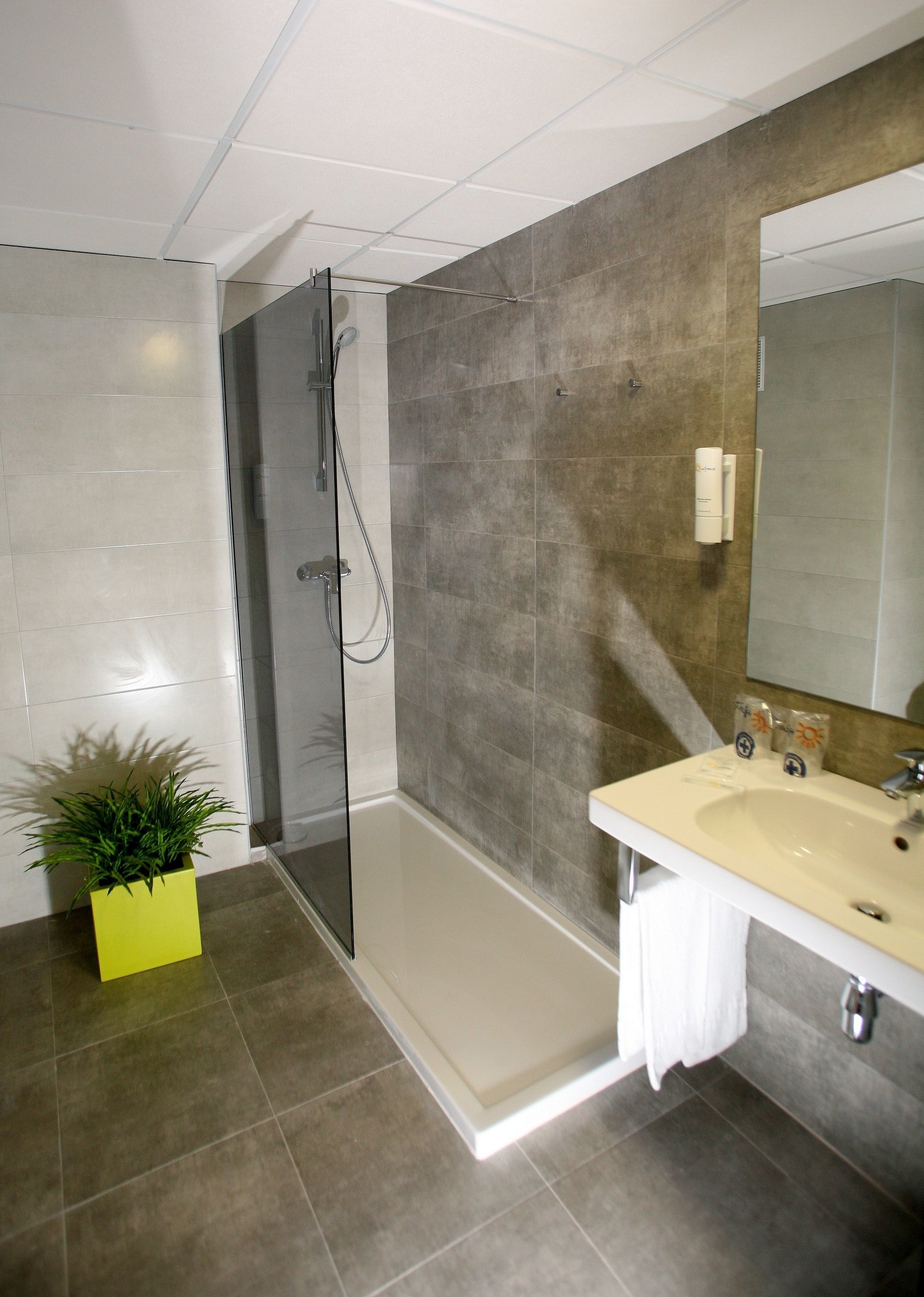 Hotel Playa De Oro in Salou günstig buchen bei PP Busreisen