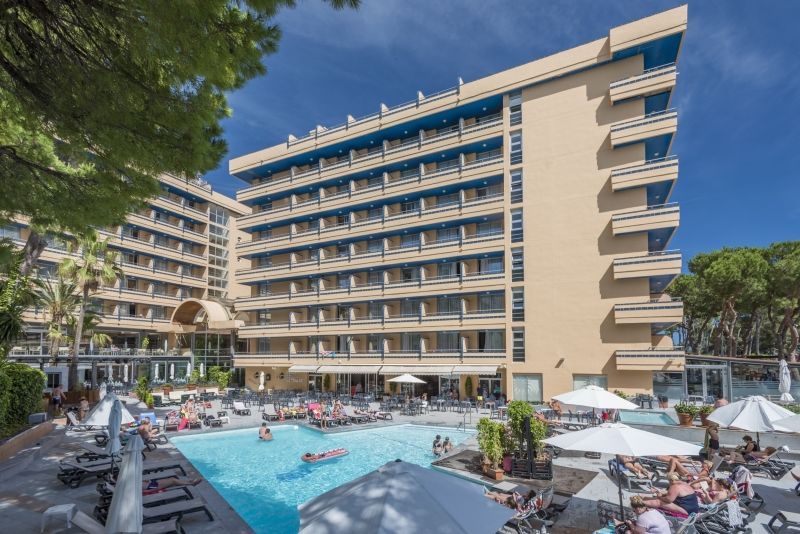 Hotel 4R Playa Park in Salou günstig buchen bei PP Busreisen