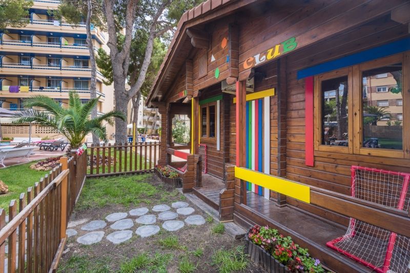 Hotel 4R Playa Park in Salou günstig buchen bei PP Busreisen