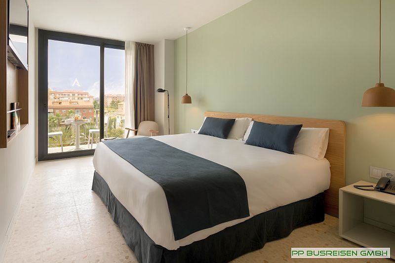 Hotel Silhouette in Malgrat de Mar Nur für Erwachsene bei PP Busreisen