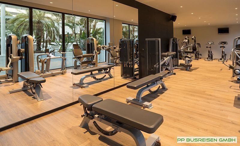 Hotel Silhouette in Malgrat de Mar Nur für Erwachsene bei PP Busreisen