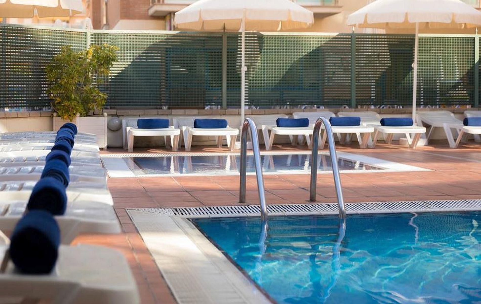 Hotel H-Top Summer Sun in Santa Susanna günstig buchen bei PP Busreisen