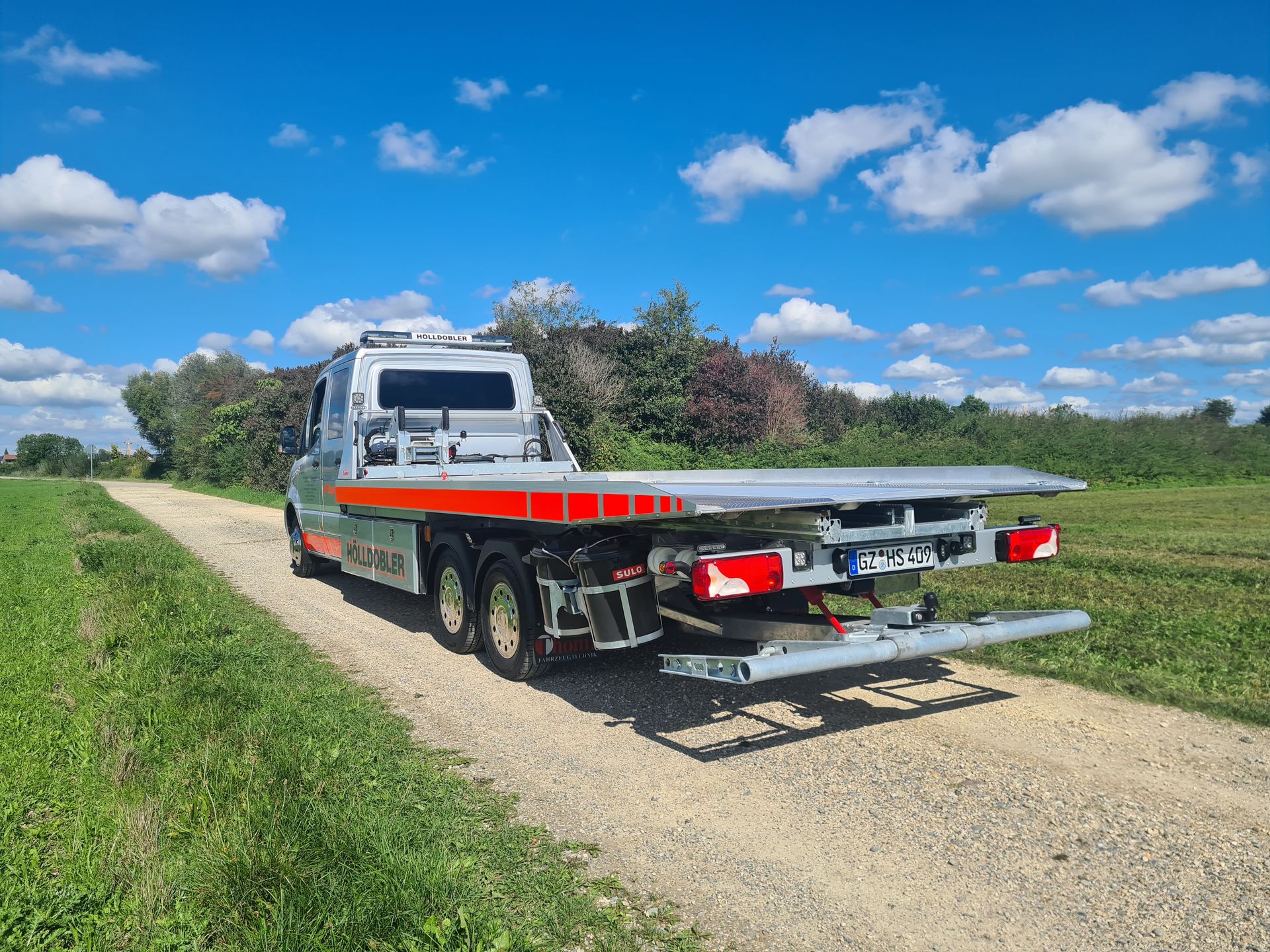 Mercedes Sprinter Abschleppwagen mit Verschiebeplateau Zusatzachse Auflastung