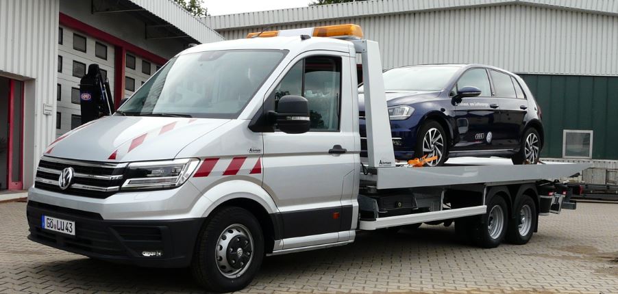 Abschleppwagen Verschiebeplateau Zusatzachse Auflastung Aluminiumplateau Bergedienst Bergefahrzeug Schlepper ADAC Mautfrei