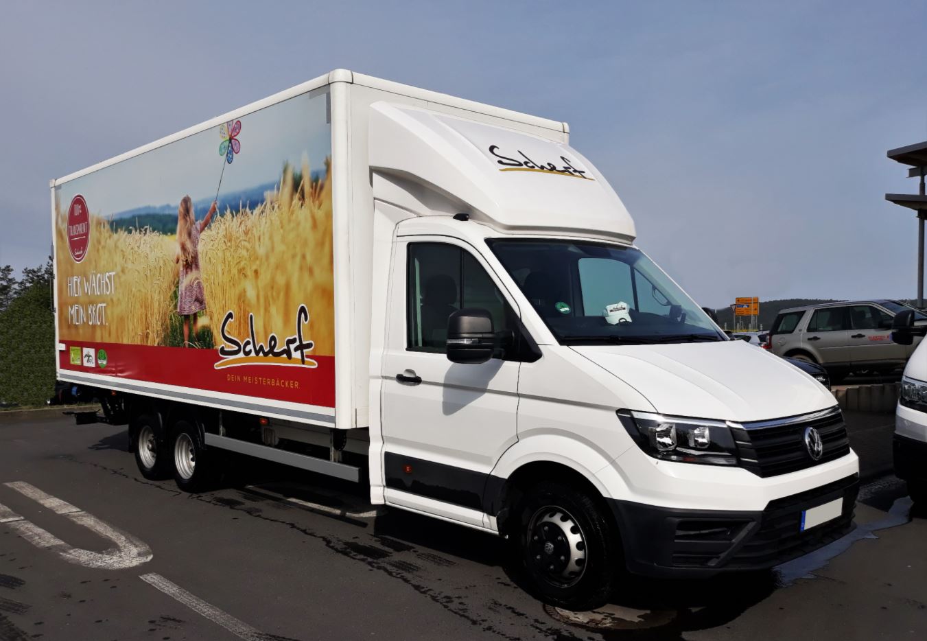 Crafter mit Zusatzachse und Trockenfrachtkoffer Ausführung Bäckerei