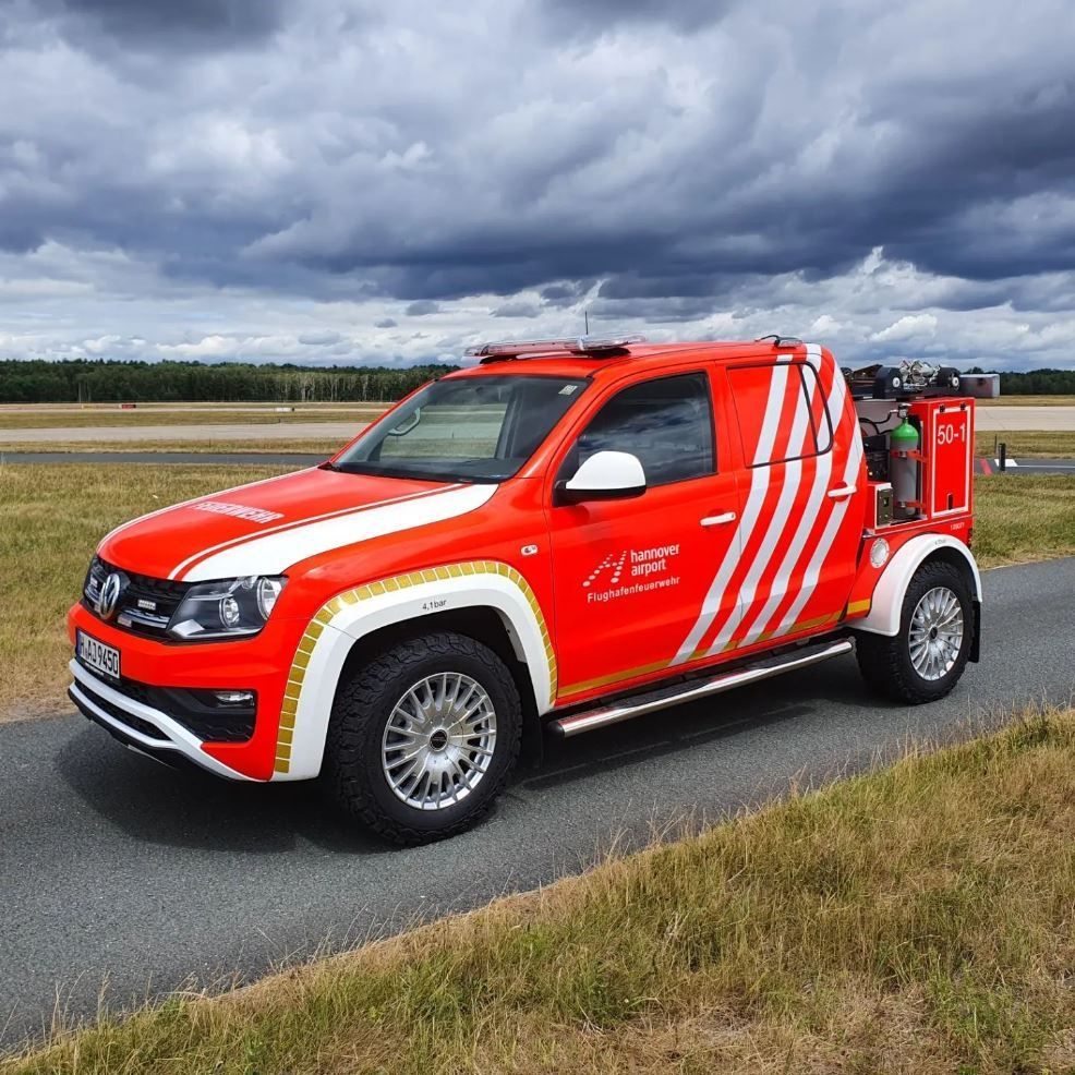 Volkswagen Amarok Hubbrillenfahrzeug Tiefgaragenbergefahrzeug Ausführung TBF-W