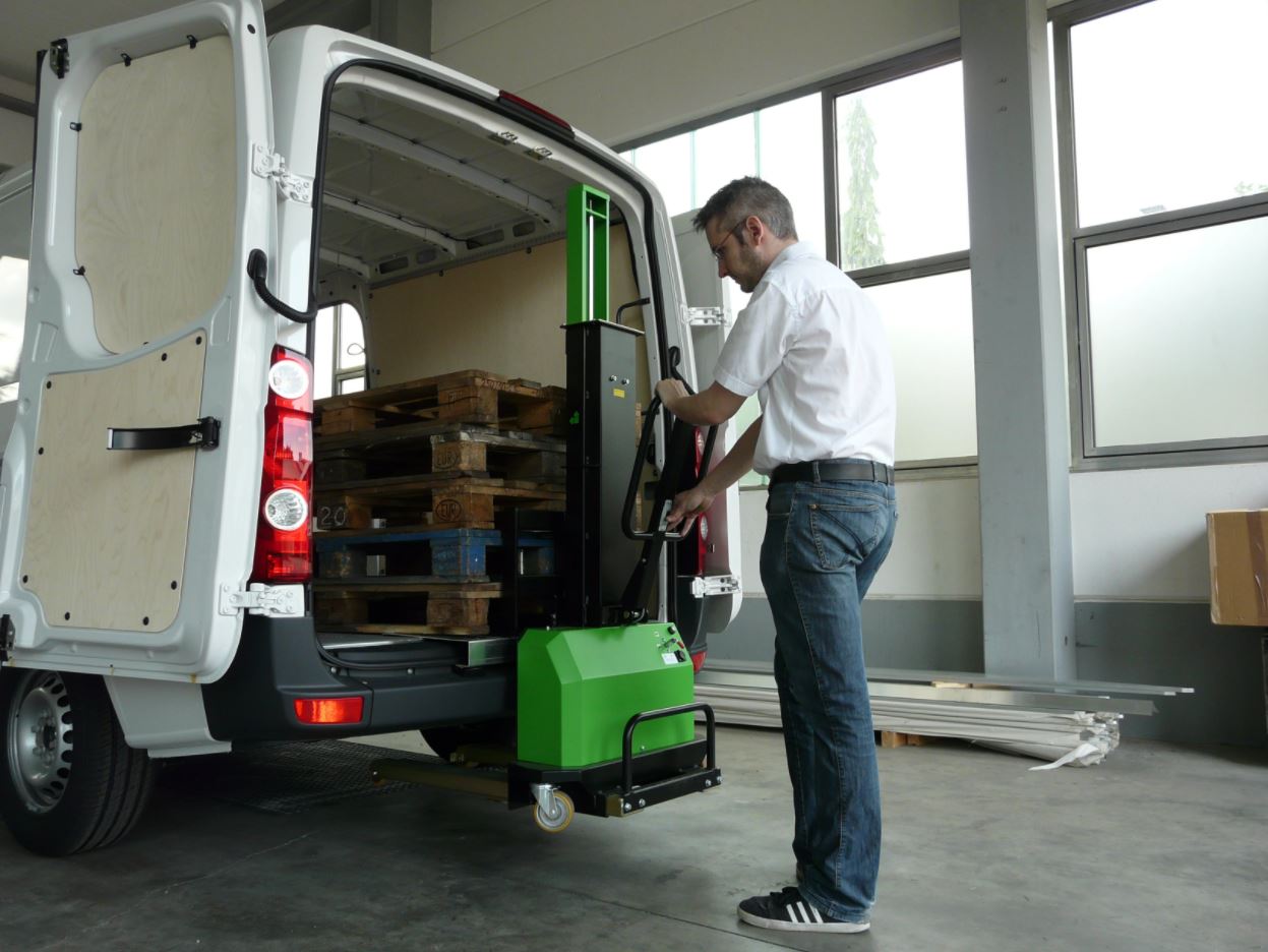 einfach schnell Hublast Ladehöhe Hubwagen Mitnahmestapler Gabelstapler Stapler Elektronischer Stapler Kastenwagen