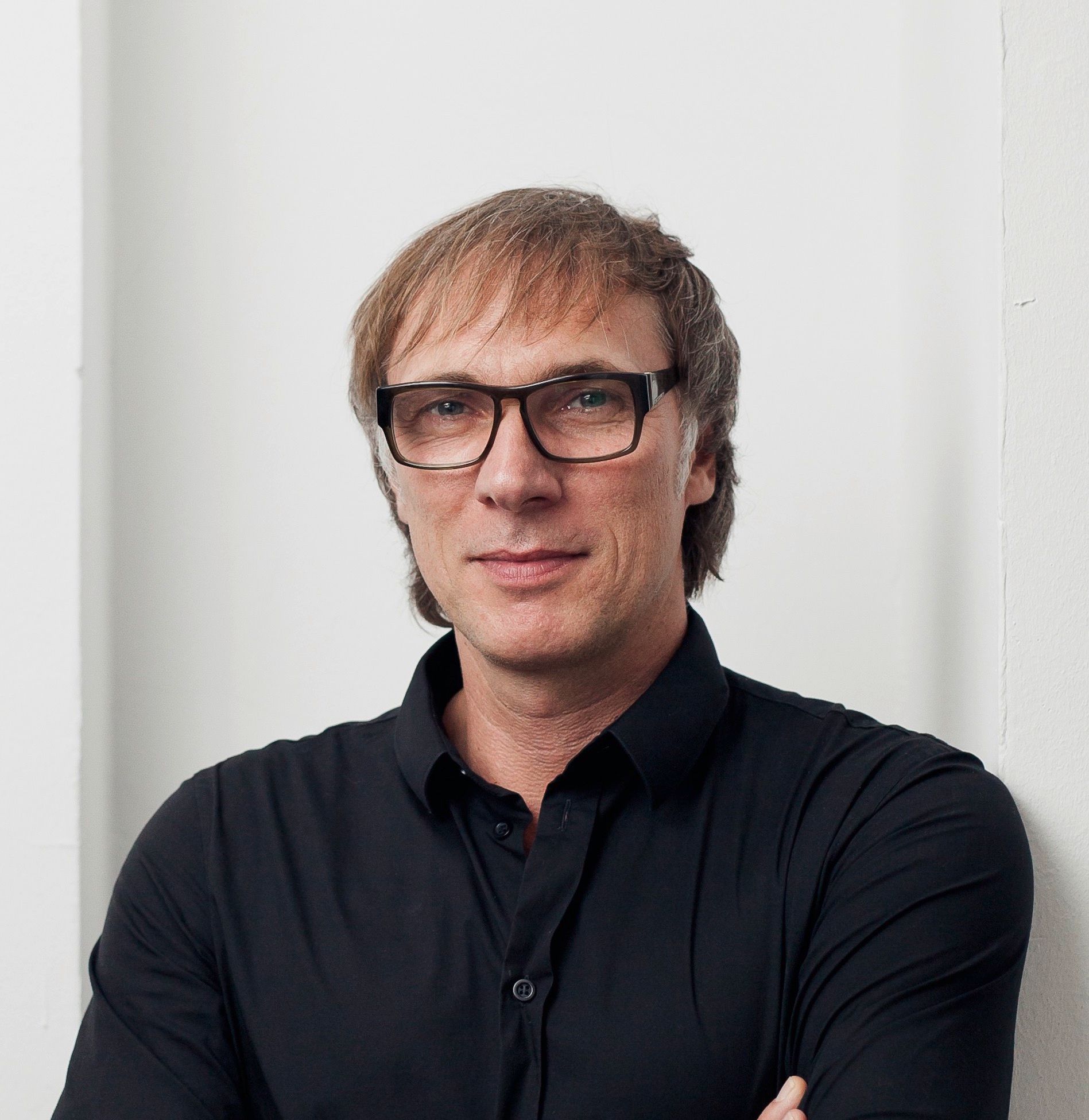 Björn Hanefeld Managing Director