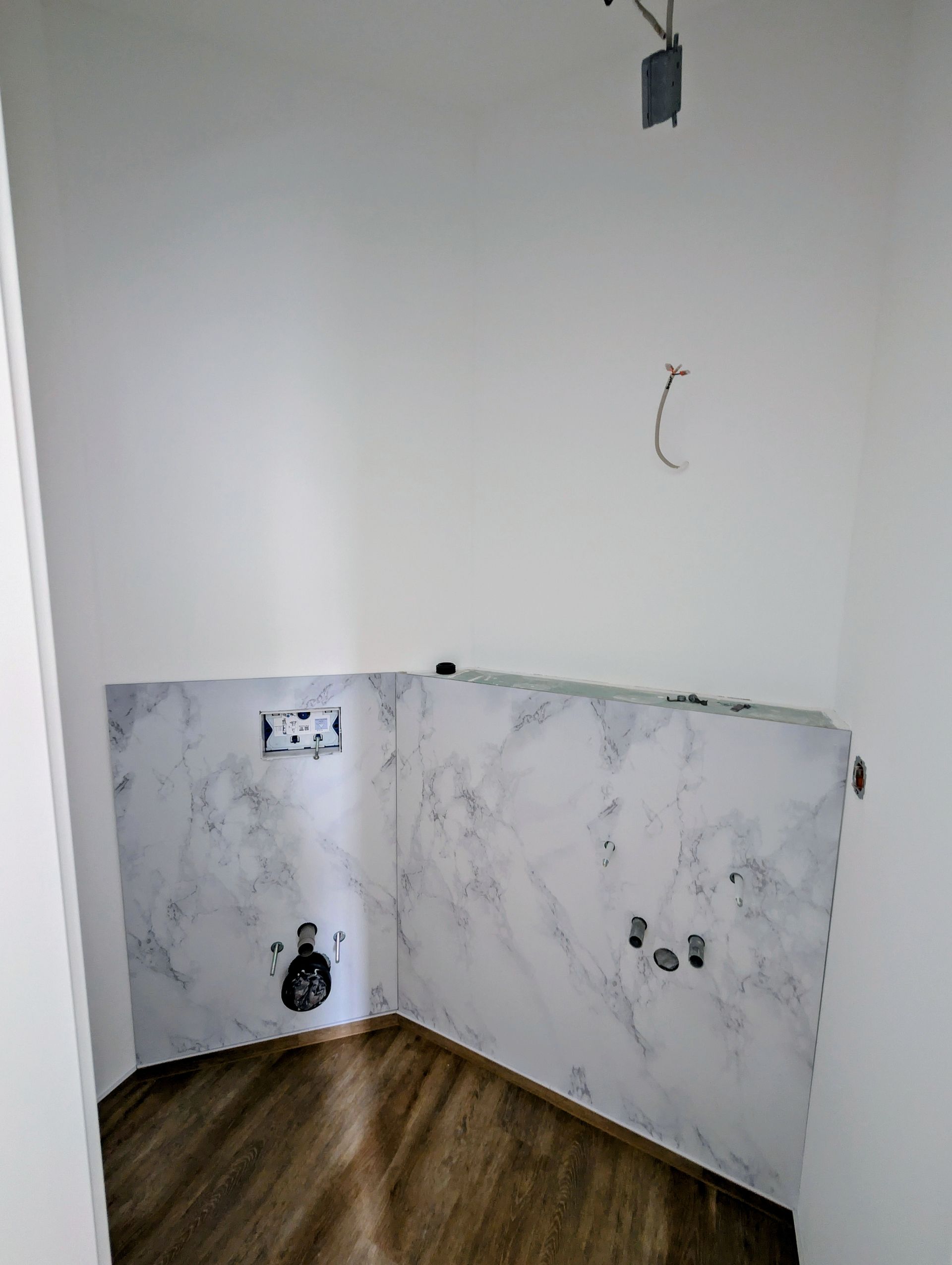 Bad nach Modernisierung, Fugenlos