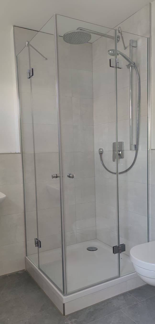 Eckeinstieg Glasduschkabine - www.meine-glas-dusche.de