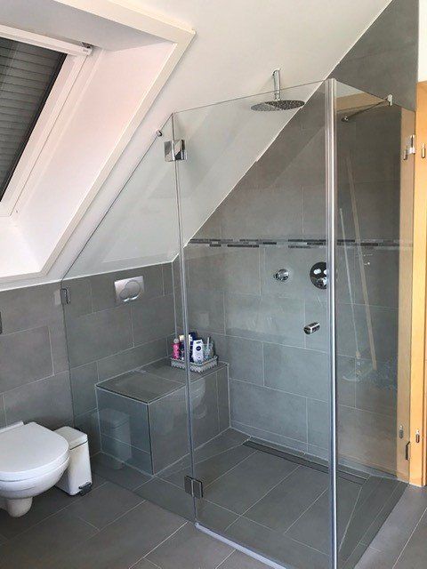MEINE GLAS DUSCHE - Eckdusche Sonderlösung Dachschräge