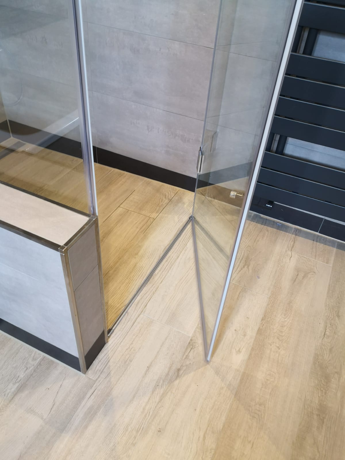 www.meine-glas-dusche.de - Präzision und Individualität bis ins Detail: MEINE GLAS DUSCHE