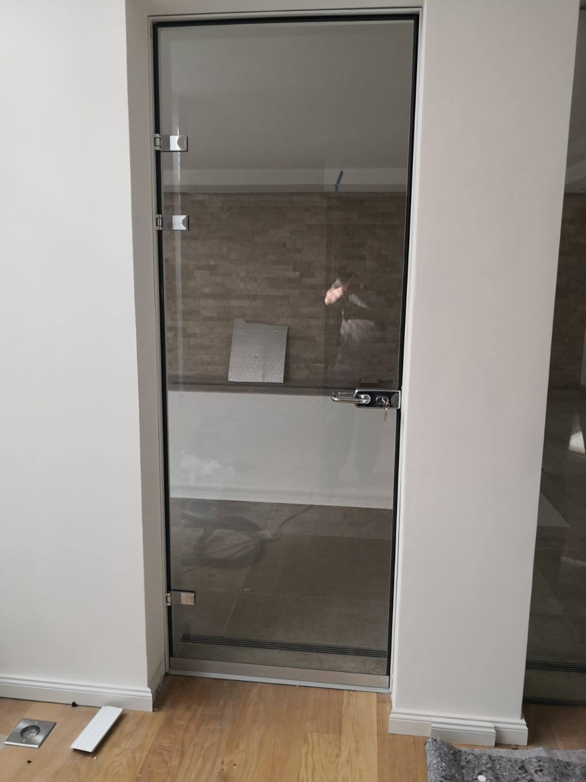 Innentüre Glas mit Aluminiumtürzarge von MEINE GLAS DUSCHE