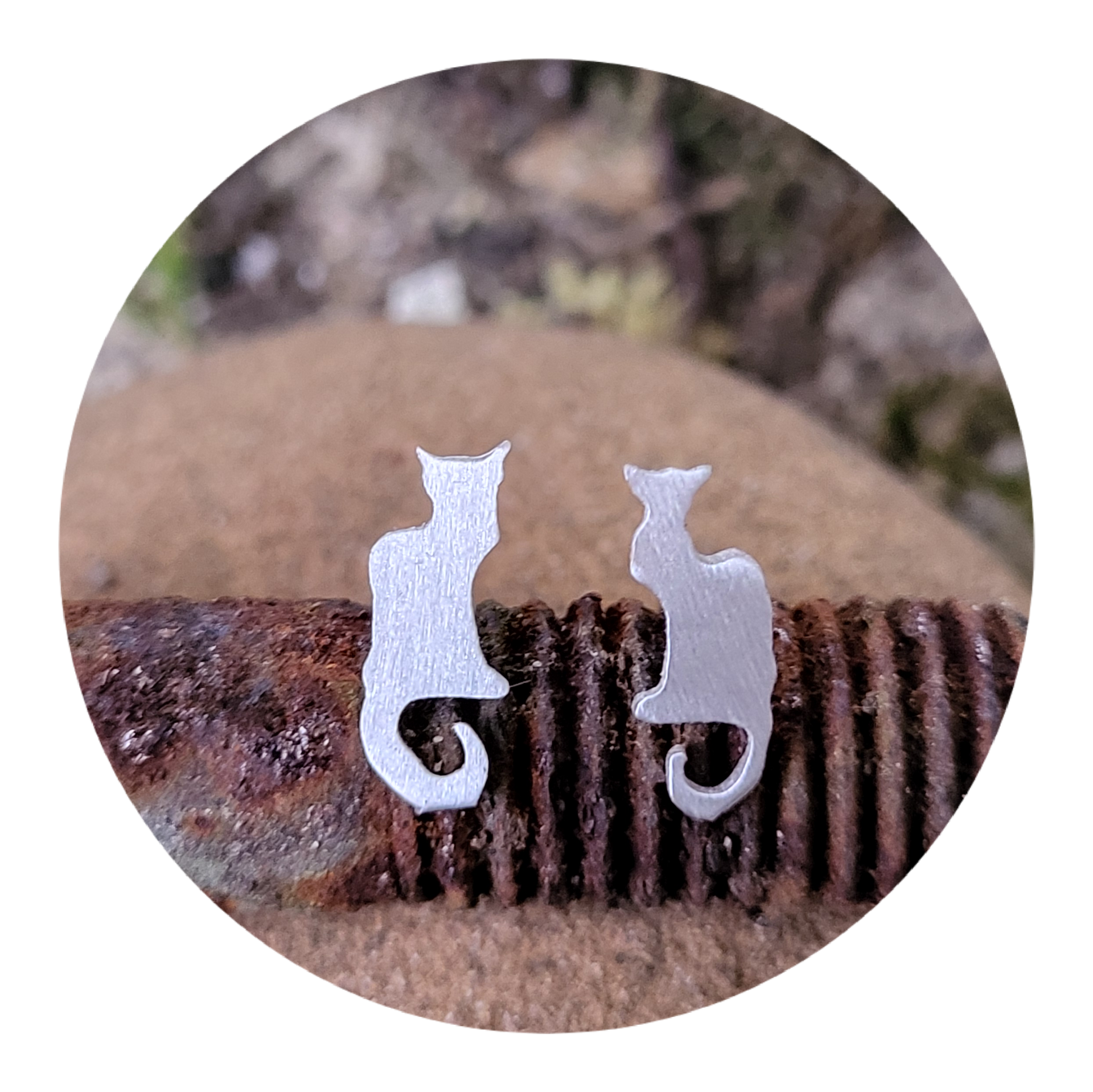 Sterling Silver Sitting Hare studs