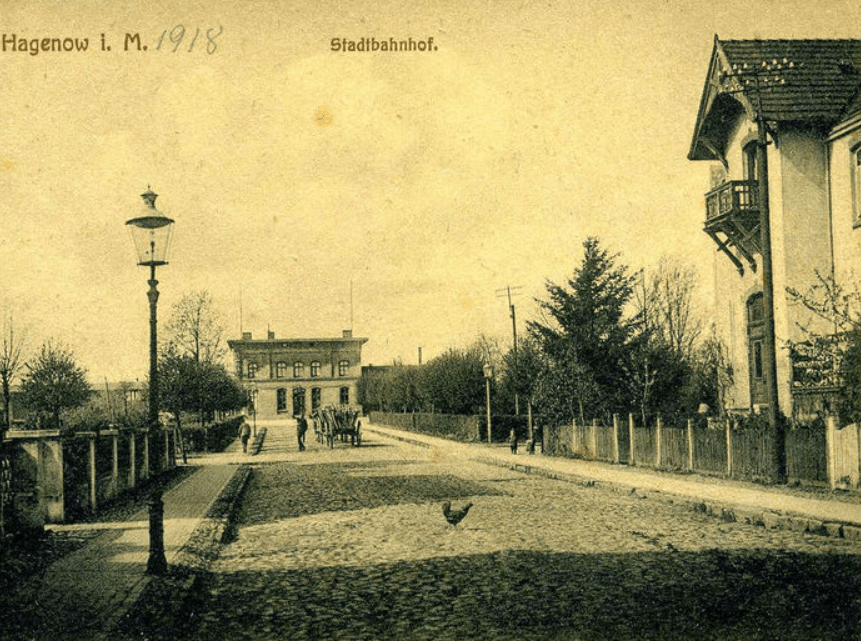 rechts unser Bürogebäude vor über 100 Jahren