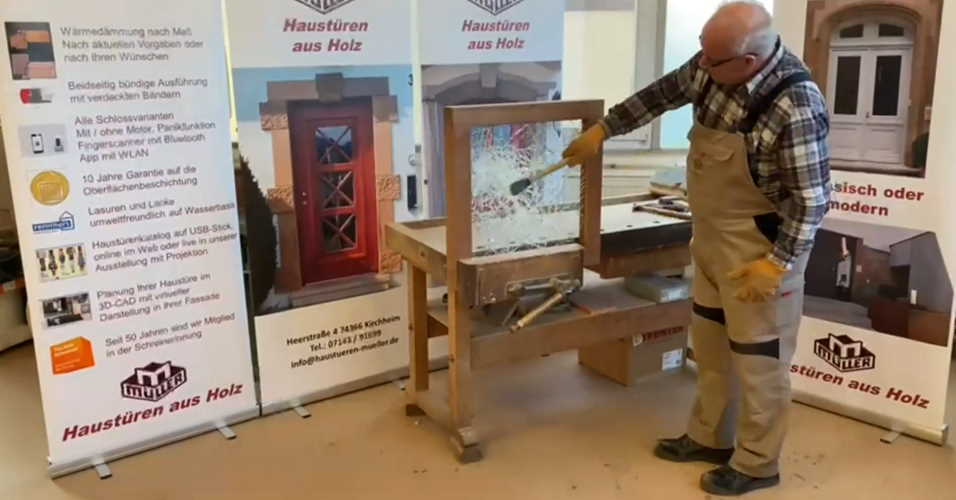 Einbruchversuche durch Verglasungen