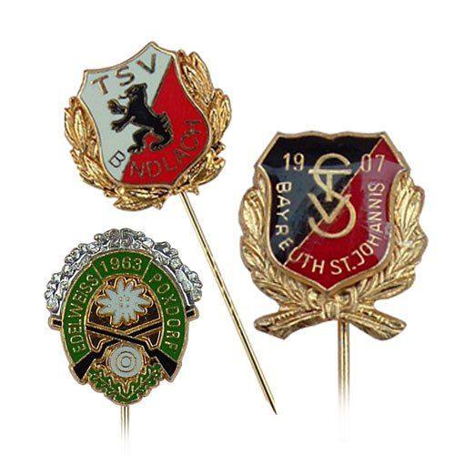 Metallabzeichen, Anstecknadel, Ehrennadel, Ehrennadel mit Kranz mit dem eigenen Wappen oder Logo, geprägt, gedruckt oder gestanzt  von der W. Schwemmlein GmbH aus Bayreuth