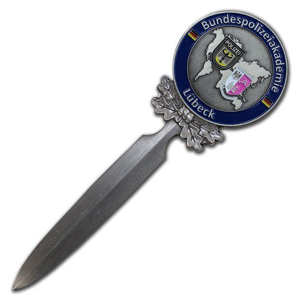 Brieföffner, Briefmesser mit eingearbeiteter Münze, Coin oder Challenge Coin mit eigenem Wappen, Logo oder Motiv, gedruckt oder geprägt für Bundeswehr, Polizei, Vereine, Firmen, Verbände, Organisationen, Städte, Gemeinden, von der W. Schwemmlein GmbH aus Bayreuth