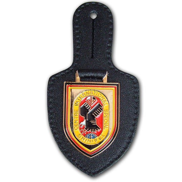 Hochwertig geprägte Brustanhänger, Verbandsabzeichen auf Leder