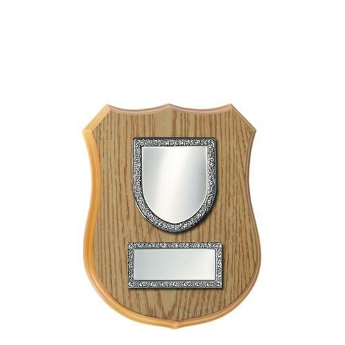 Holzplakette uns Schilder verziert für Wappen