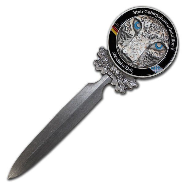 Brieföffner, Briefmesser mit eingearbeiteter Münze, Coin oder Challenge Coin mit eigenem Wappen, Logo oder Motiv, gedruckt oder geprägt für Bundeswehr, Polizei, Vereine, Firmen, Verbände, Organisationen, Städte, Gemeinden, von der W. Schwemmlein GmbH aus Bayreuth