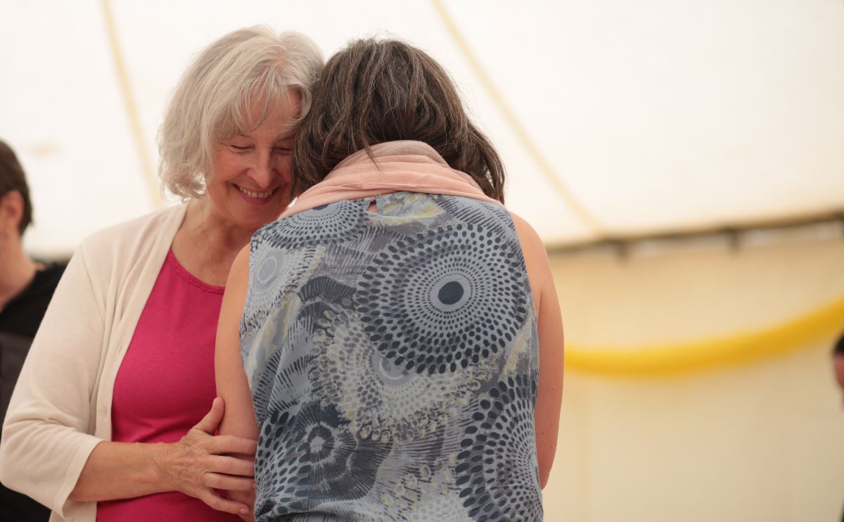 Begegnung & Berührung