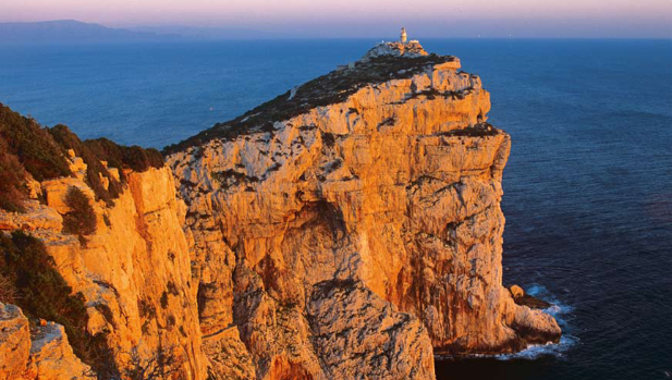 Crociere in barca a vela verso Alghero Capo Caccia, Sardegna, Bosa