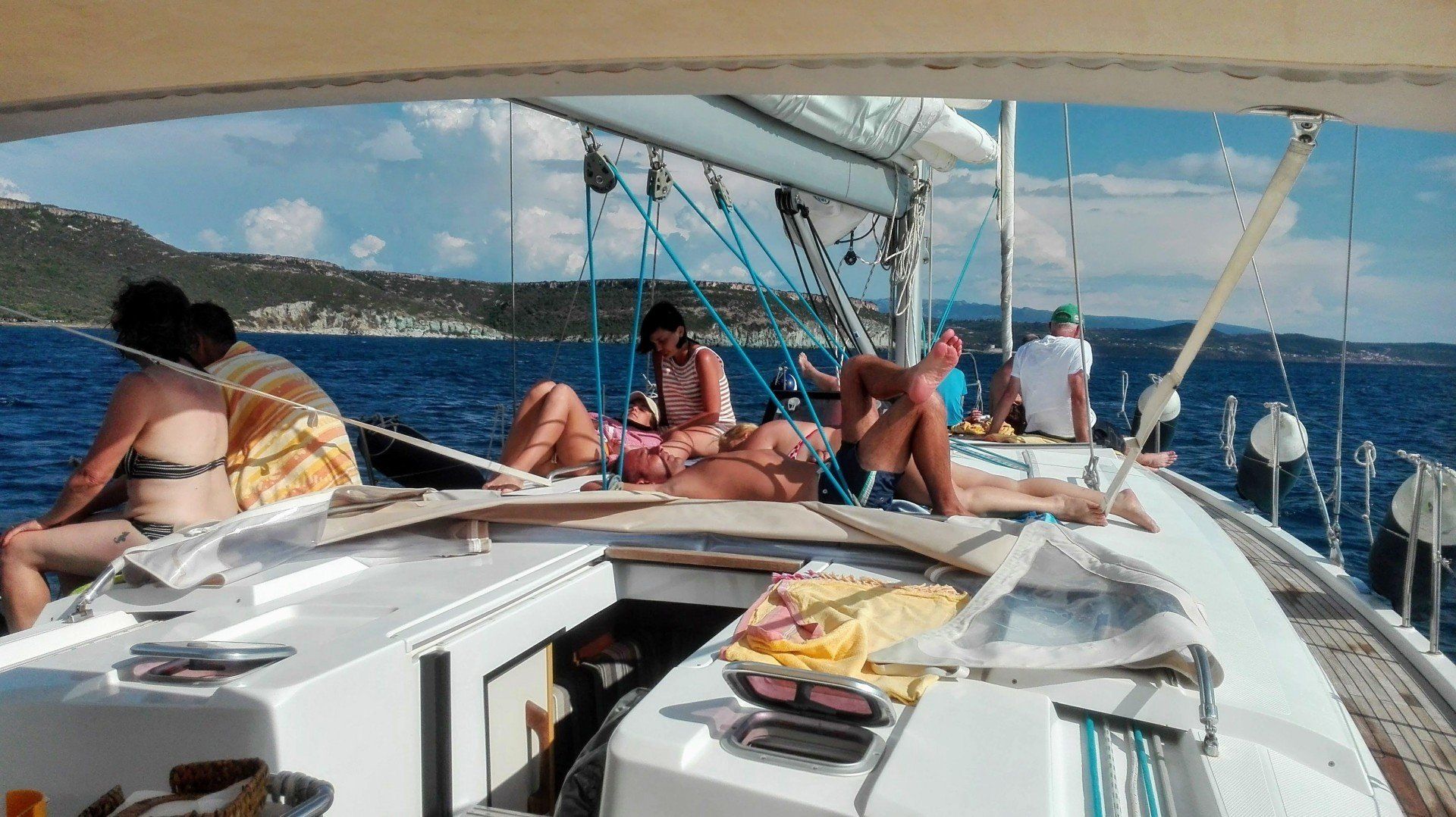 Escursioni condivise in barca a vela in Sardegna, Bosa