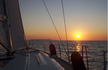 Crociere  in barca a vela al tramonto con aperitivo, Sardegna, Bosa
