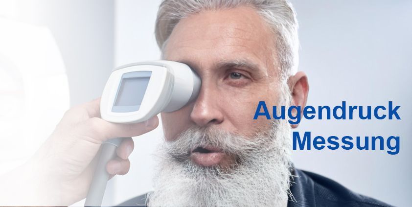 messsung des Augendrucks eines Kunden bei PRISMA Optik
