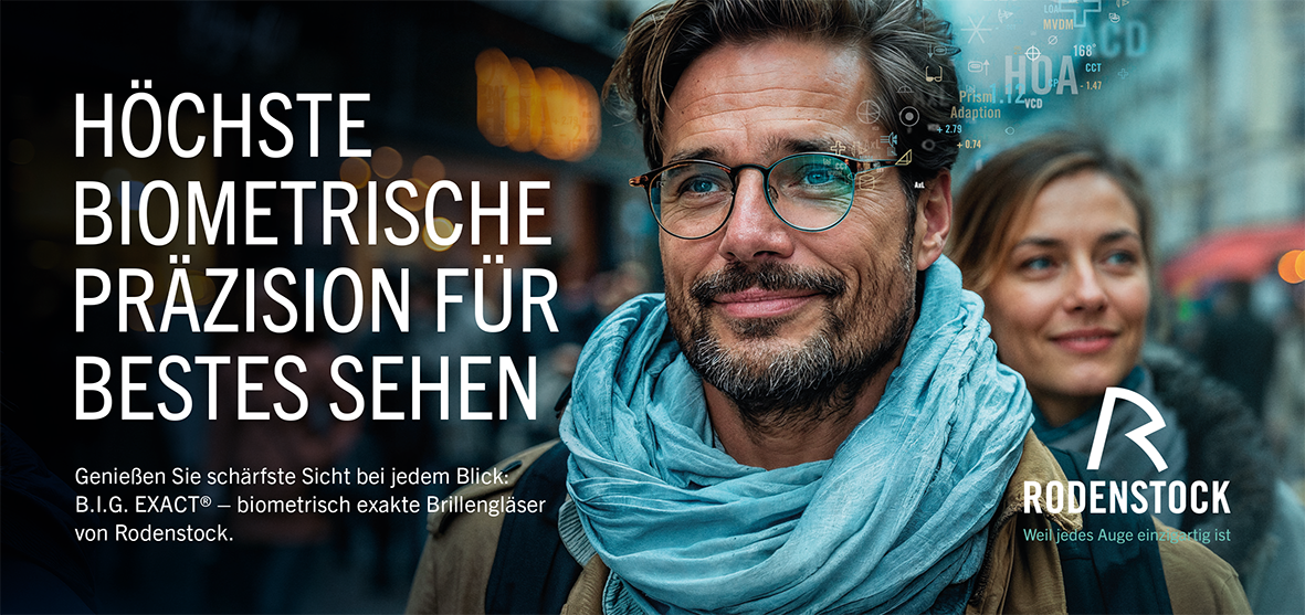 messsung des Augendrucks eines Kunden bei PRISMA Optik