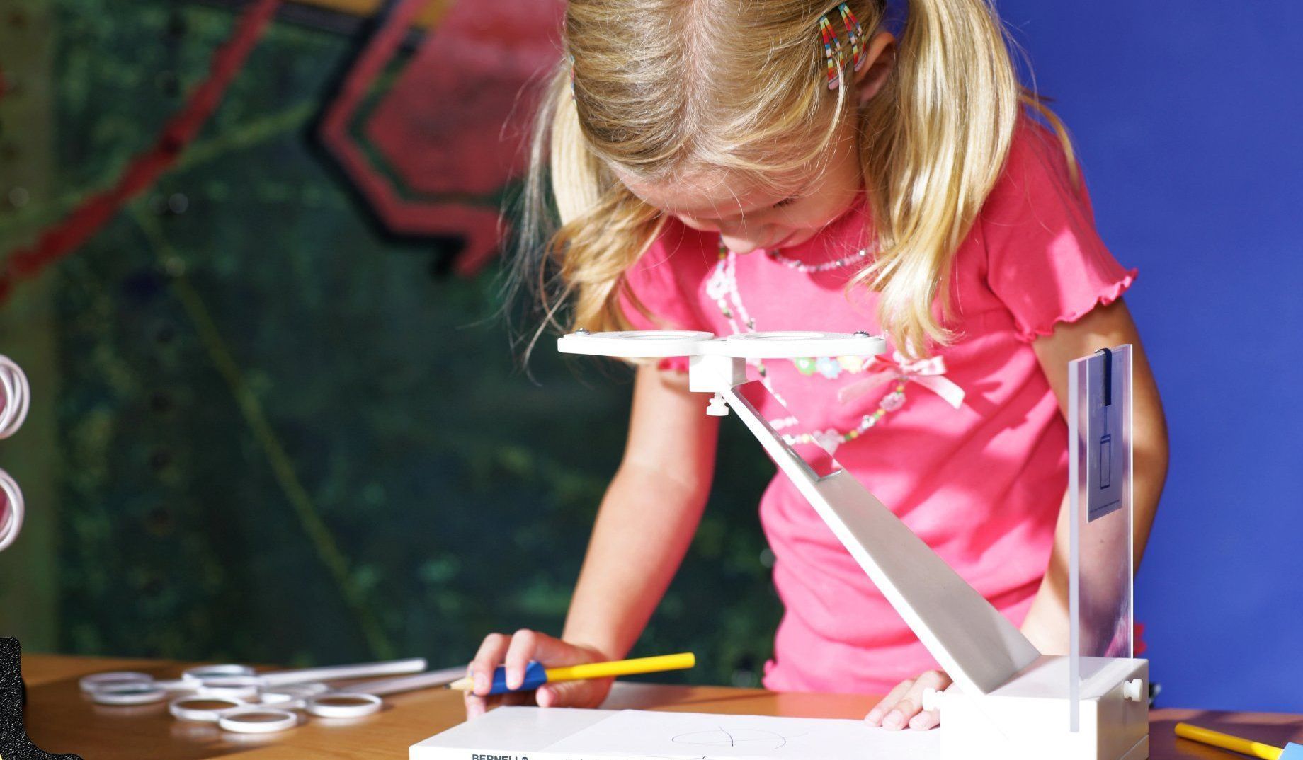 Kind bei der durchführung des FO-Trainings bei PRISMA Optik