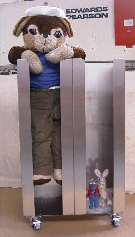 Edelstahlmöbel nach Wunsch Edelstahlmöbel nach Wunsch