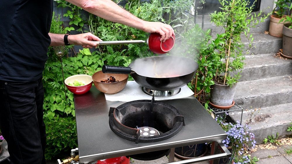 Wok-Station aus Edelstahl für Garten