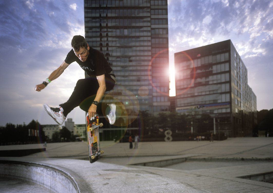 Fotoshooting in Köln. Freestyle Skateboarding, Guenter Mokulys, 2004.