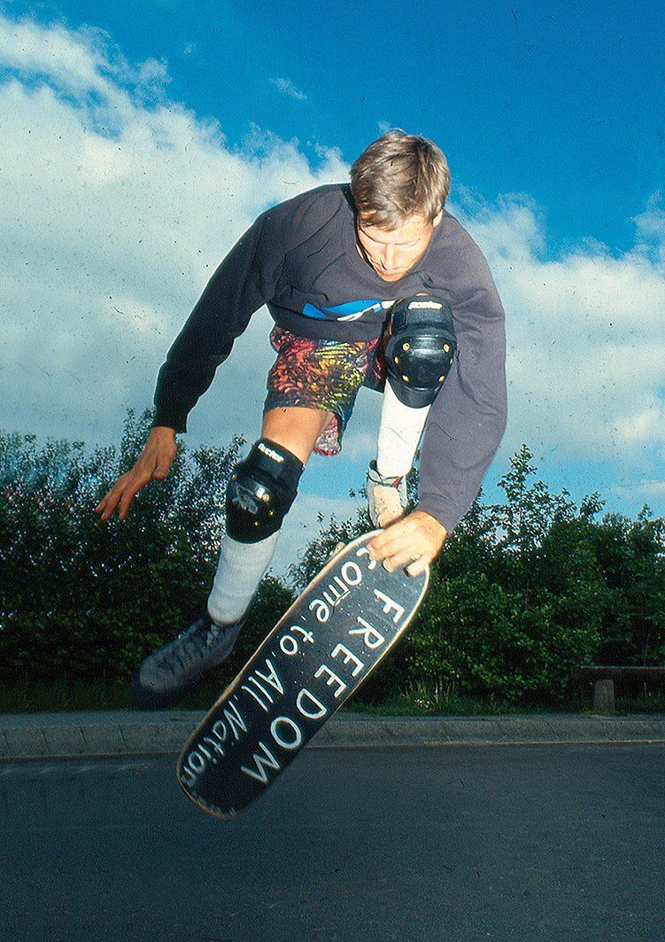Training. Freestyle Skateboarding, Guenter Mokulys, 1993.