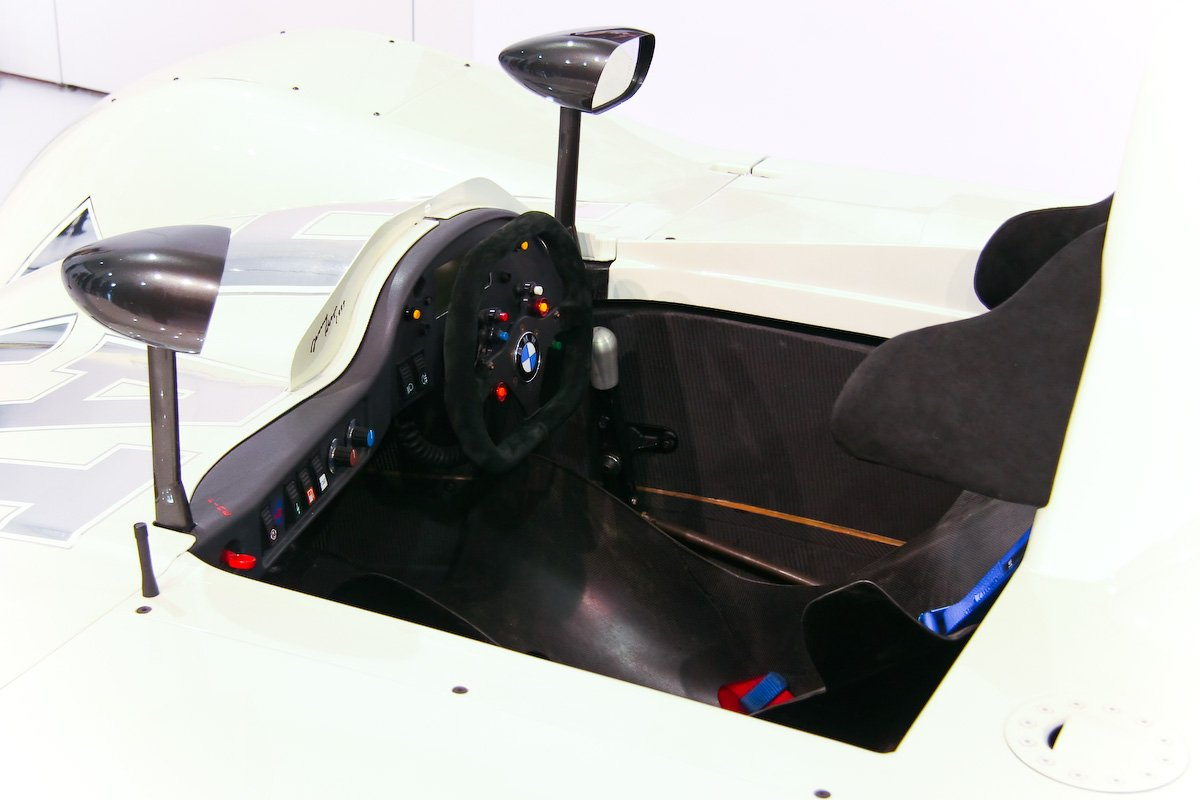 BMW V12 LMR Cockpit BMW V12 LMR Cockpit