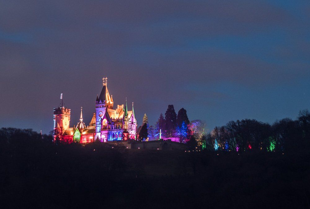 Schlossleuchten schloss Drachenburg