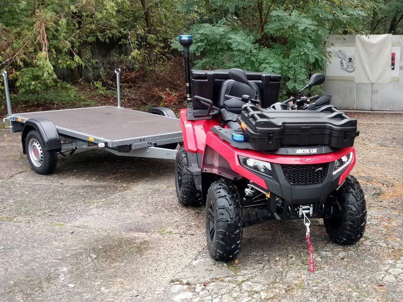 Feuerwehr Quad Landkreis Brandenburg mit Trailer
