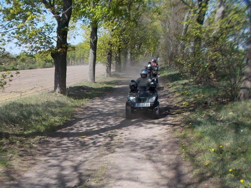 Junggesellinnenabschied Frauen Quad fahren Berlin