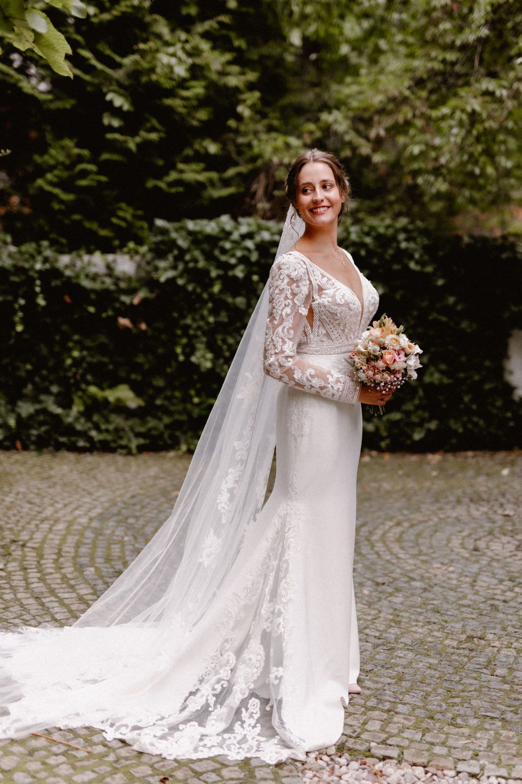 Brautkleider im romantisch-verspielten Stil, Brautmode im romantisch-verspielten Look in Leipzig kaufen