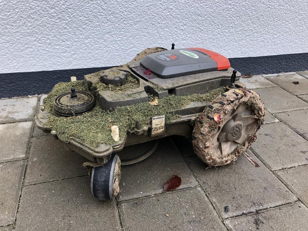 Automower reinigen & Winterlagerung