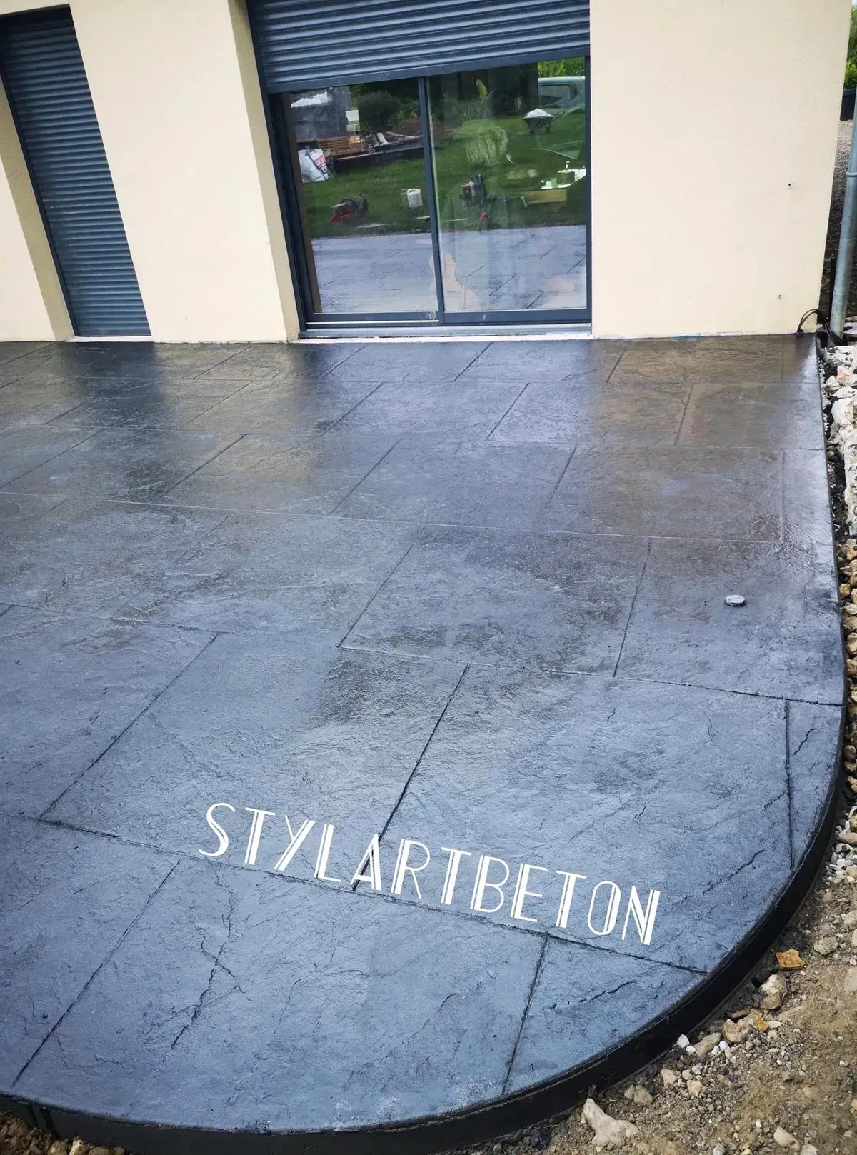 Béton imprimé imitation pierre