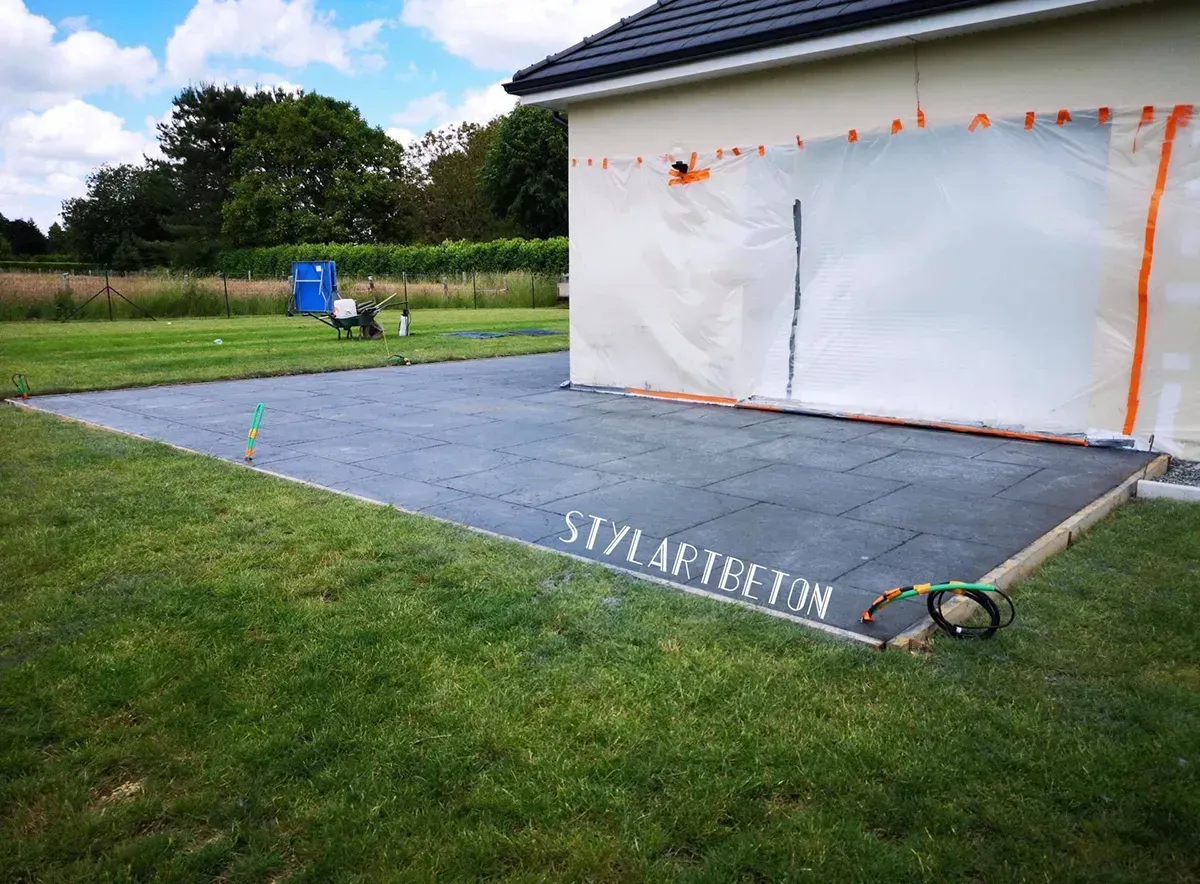 Béton imprimé imitation pierre