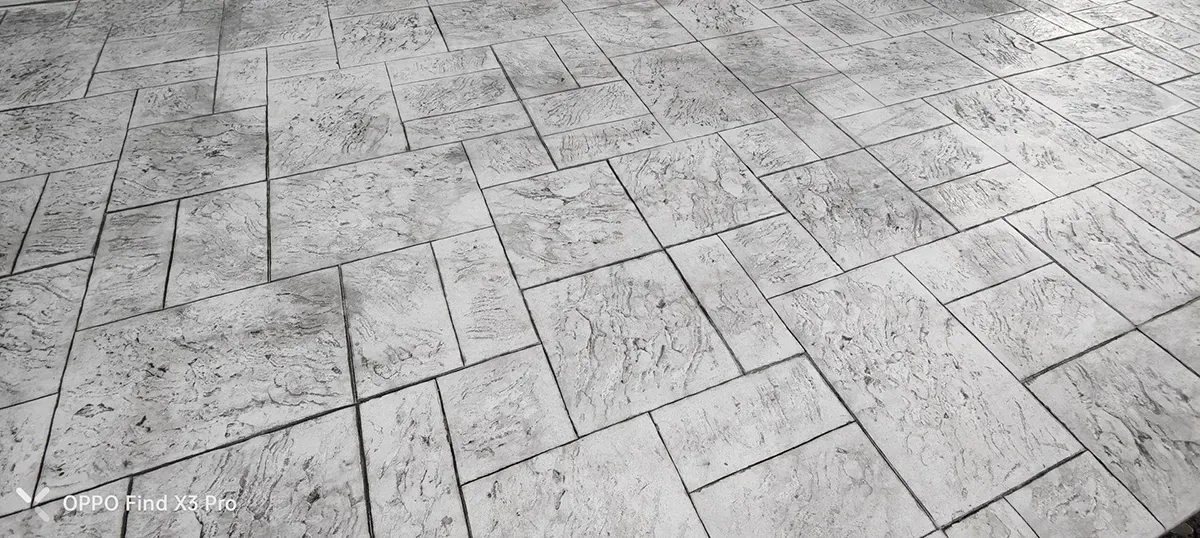 Béton imprimé imitation pierre