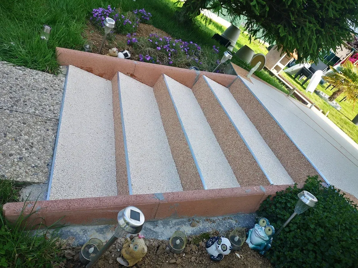 escalier moquette de pierre Normandie