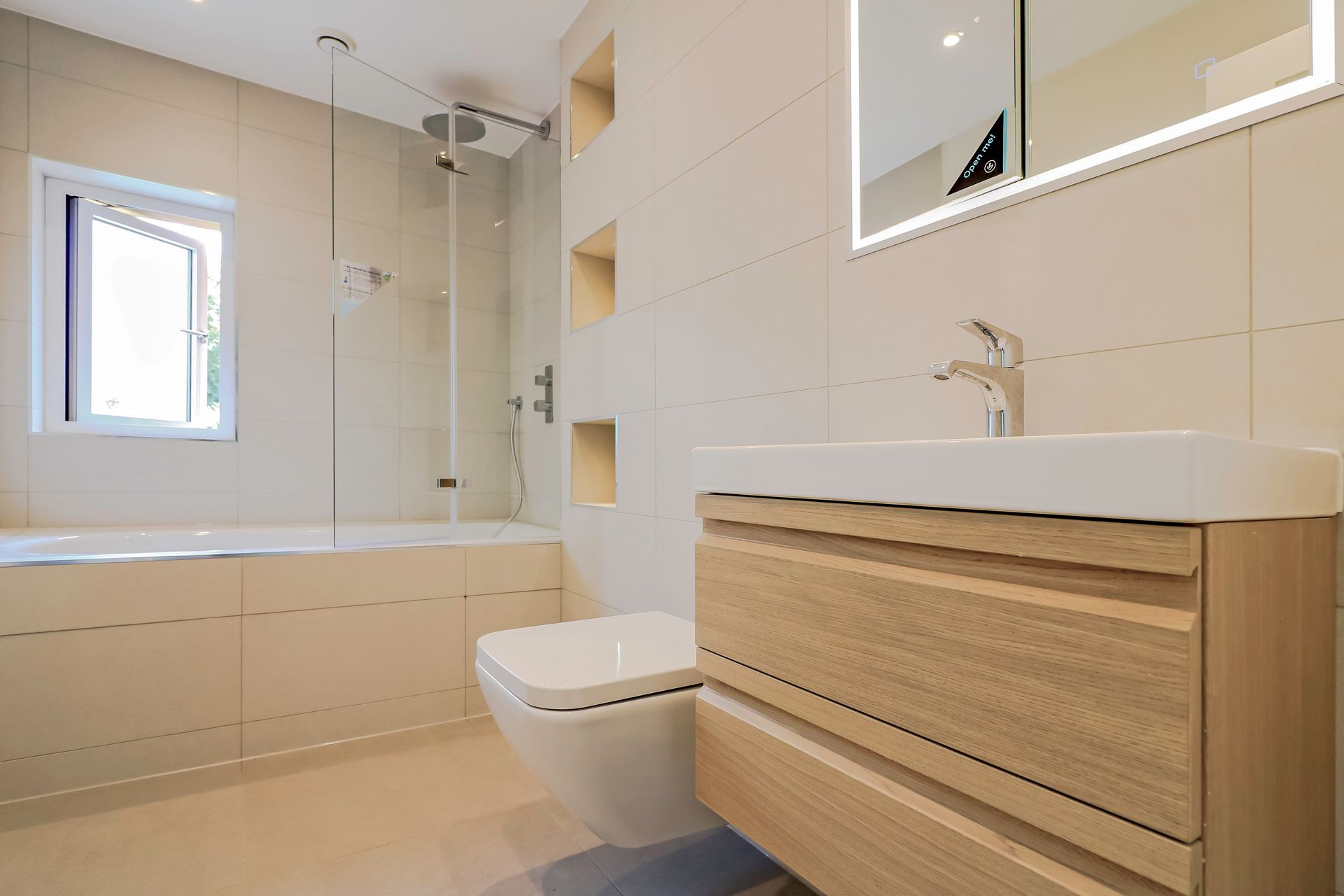 Eclectic Interior Design West Londono