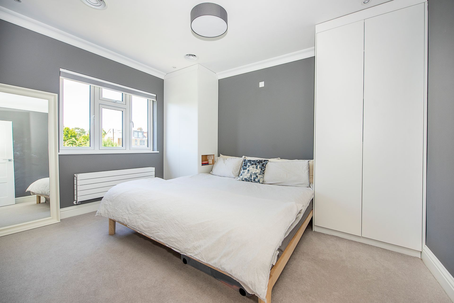 Hampton interior designer s. Design & Conker Interiors